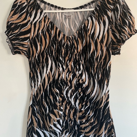 Worthington Tops - SALE!!!! Stylish Women's Black and Brown Topworthington top in size small